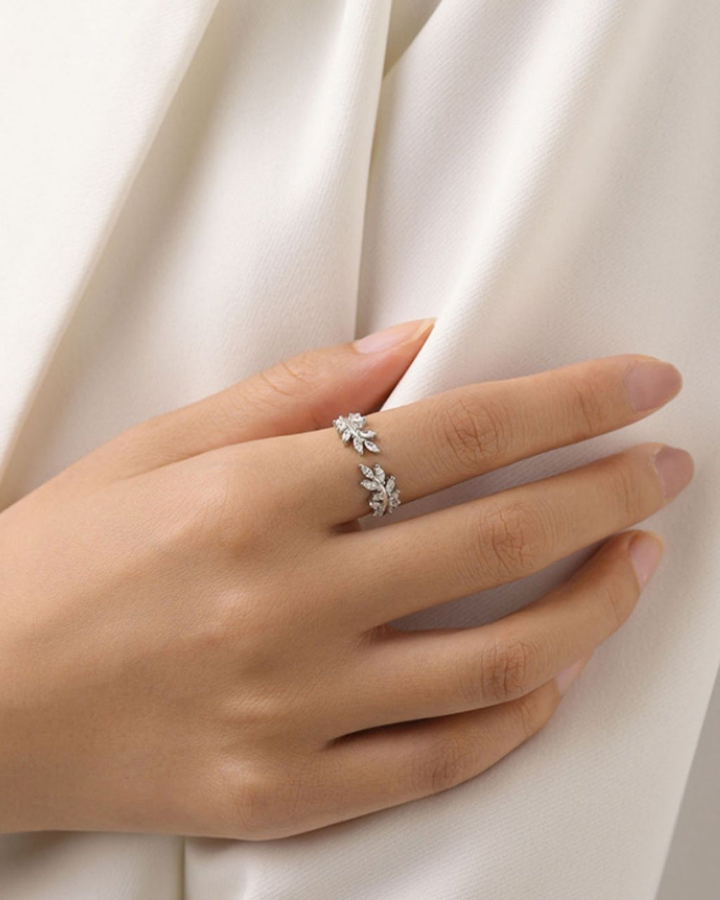 Open Adjustable Leaves Ring